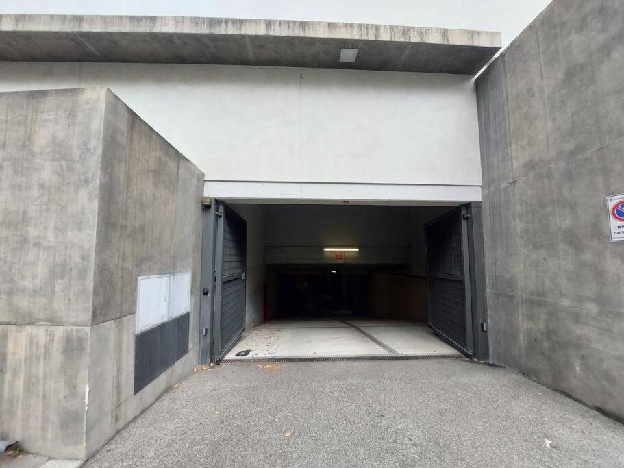 San Donato With Parking Apartamento